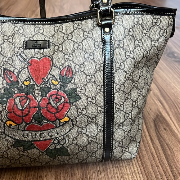 A170 - ๐ฏ % authentic Gucci shoulder bag - Picture 6 of 16